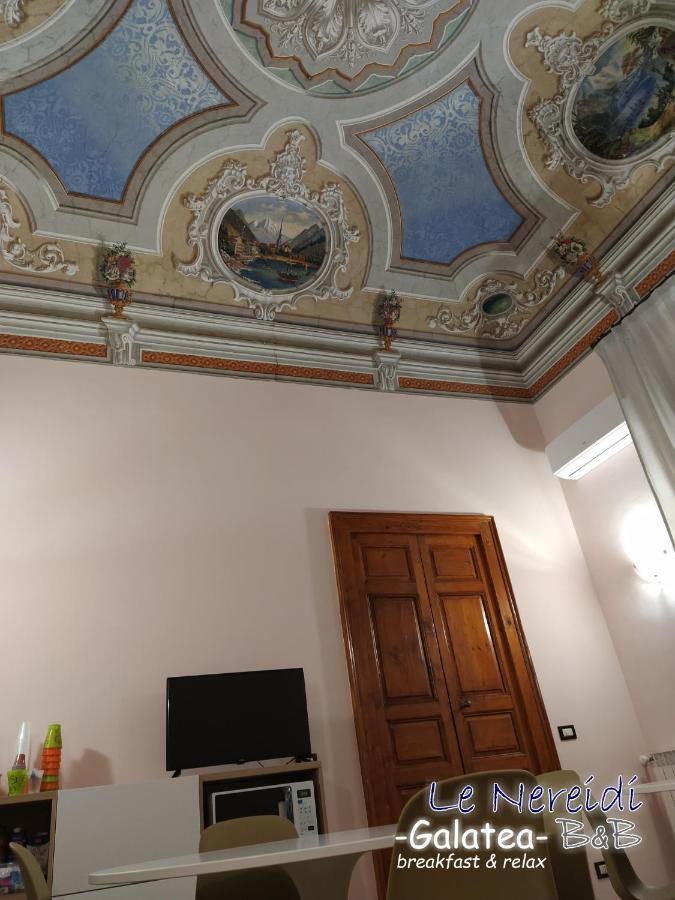 Le Nereidi B&B Acireale Centro Exterior photo
